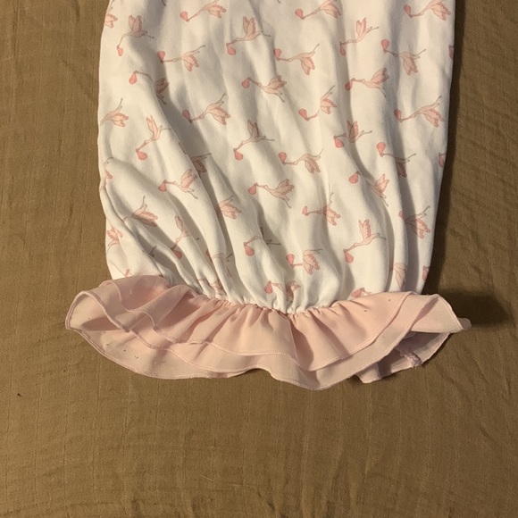 Pink Frilled stork layette - Picture 3 of 3